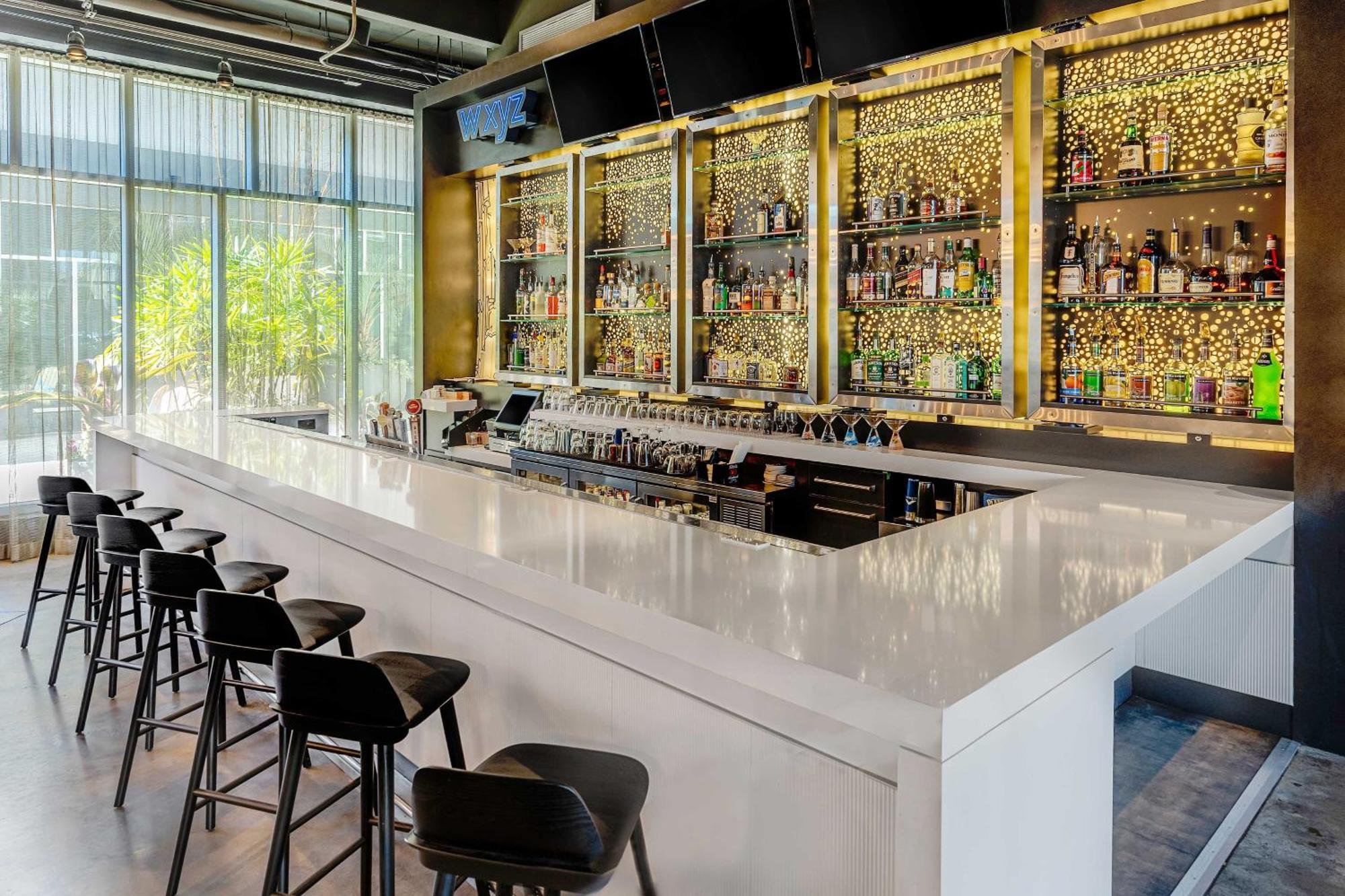 Aloft Tapestry Park Hotel