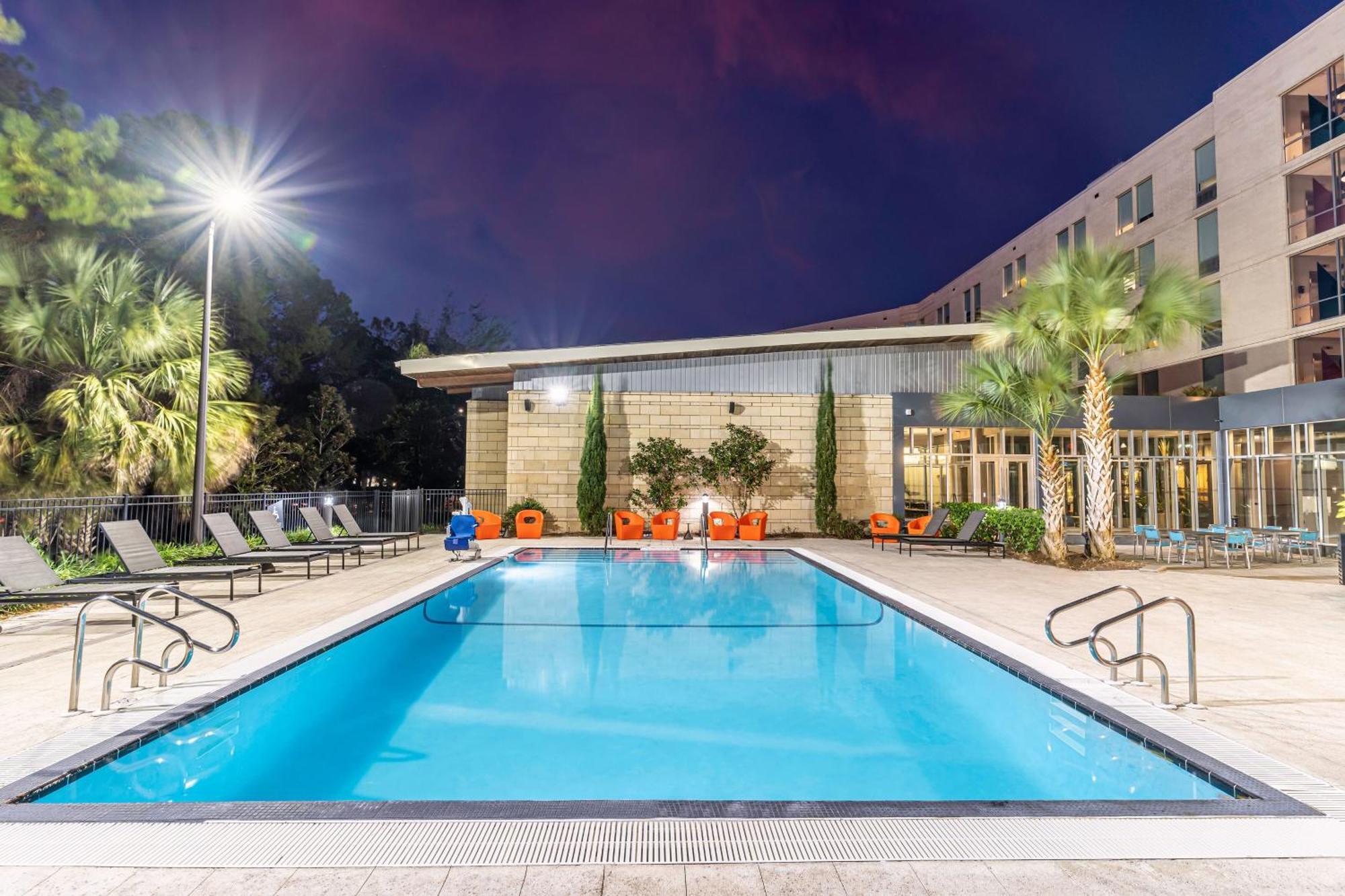 Hotel Aloft Tapestry Park
