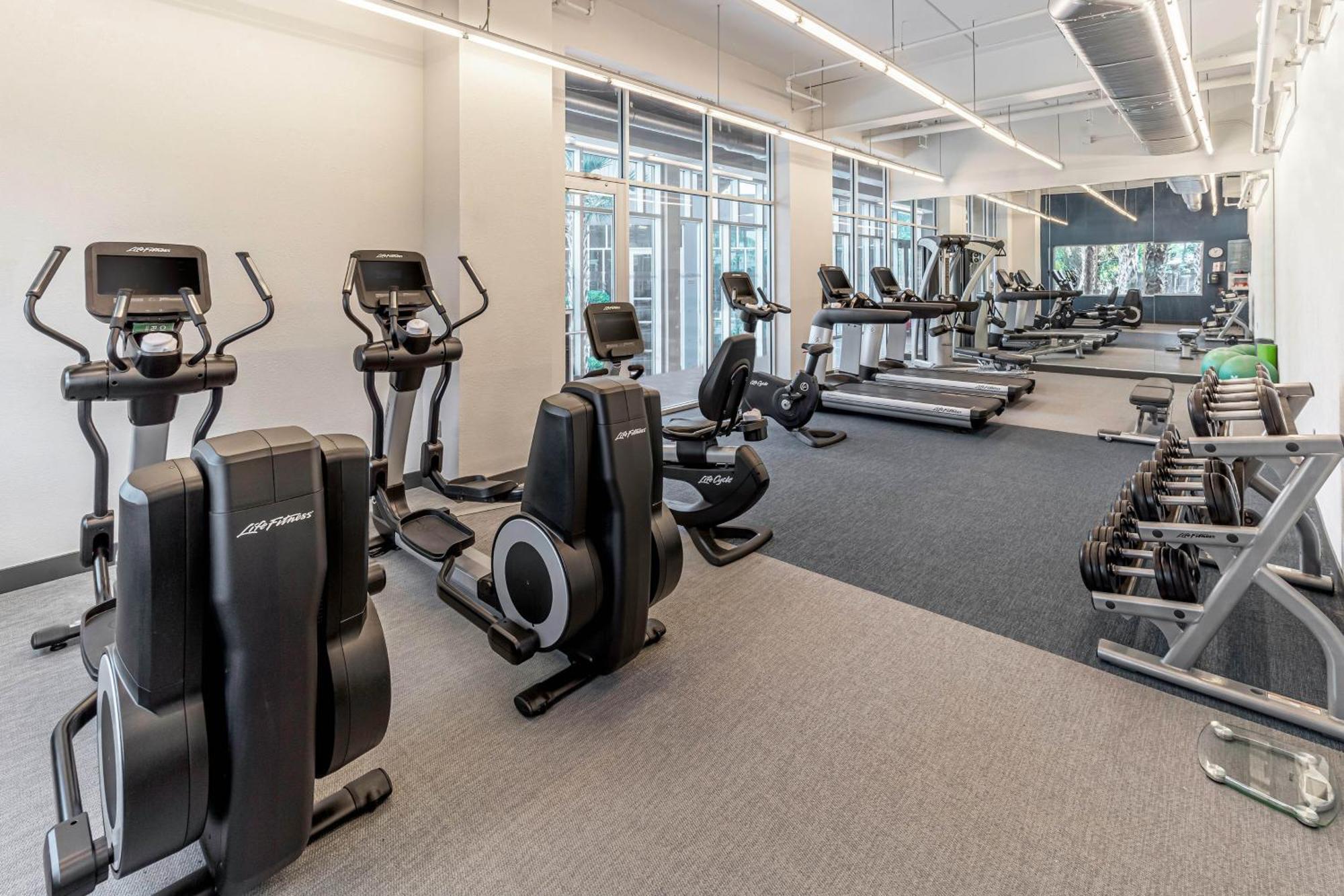 Aloft Tapestry Park Hotel 4*